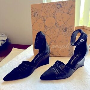 Free people Shadow dancer pointed toe shoe